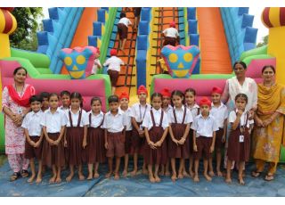 GROUND PICNIC FOR CLASS 1 & 2